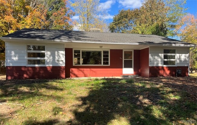 property at 656 Girard Ave