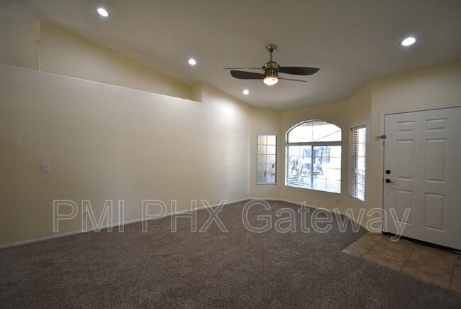 2895 E Toledo Ct in Gilbert, AZ - Building Photo - Building Photo