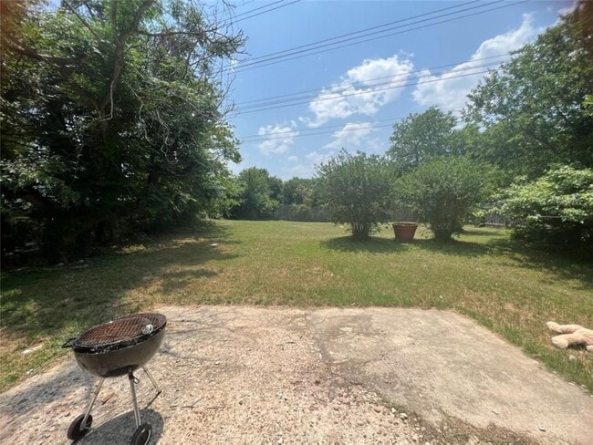 property at 5001 Lambs Ln