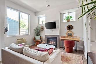 1607 NW Davis St in Portland, OR - Foto de edificio - Building Photo