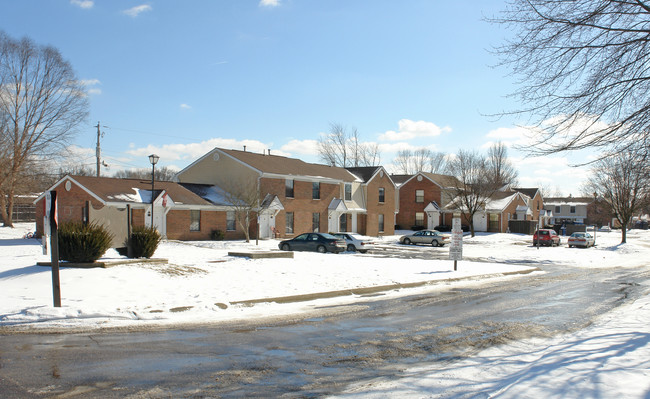 Lawrence Commons Apartments