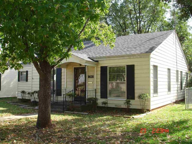 1631 Ardath Ave in Wichita Falls, TX - Foto de edificio - Building Photo