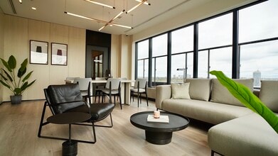 699 Sheppard Av E in Toronto, ON - Building Photo - Building Photo