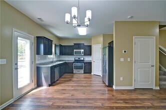 219 Aberdeen Way in Dallas, GA - Building Photo - Building Photo