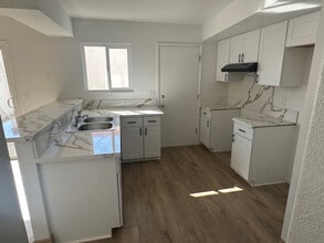 347 N Eucalyptus Ave in Rialto, CA - Building Photo - Building Photo