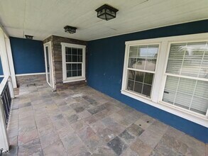 802 Fern Dr in Shelbyville, IN - Foto de edificio - Building Photo
