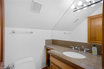 502 Goldenrod Ave in Newport Beach, CA - Building Photo - Building Photo