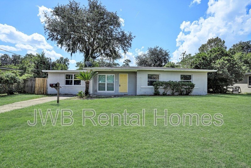 2328 Wilmont Ave in Jacksonville, FL - Building Photo