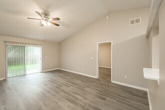 3754 August Crossing Ct in Jacksonville, FL - Building Photo - Building Photo