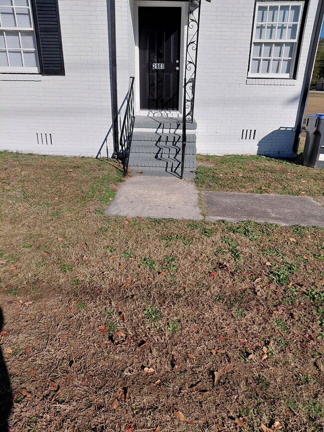 property at 2901 Jefferson St