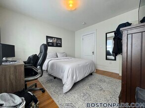 138 Nonantum St in Boston, MA - Foto de edificio - Building Photo