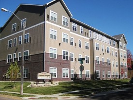 Summit Heights Apartamentos