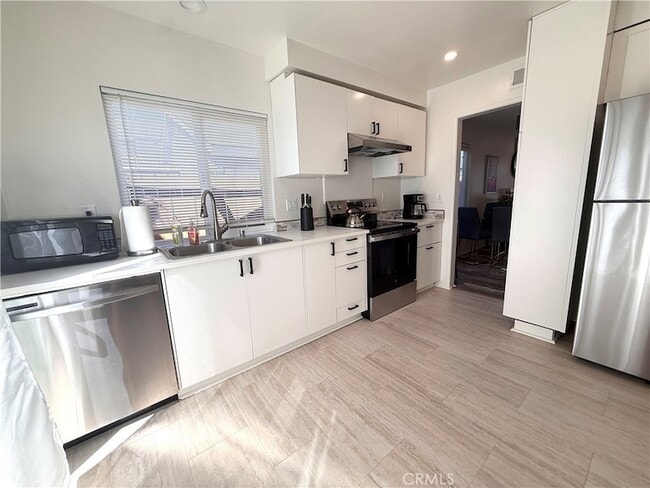 14901 Waverly Ln in Irvine, CA - Building Photo - Building Photo