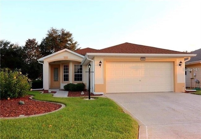 property at 5532 Sir Churchill Dr