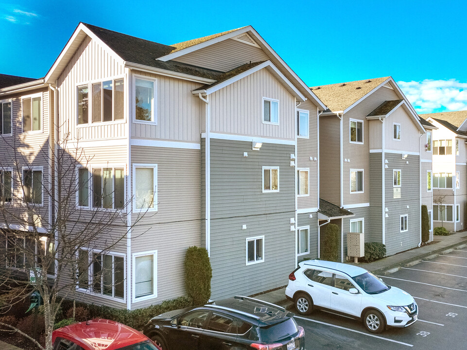 Centerwood Apartments in Seattle, WA - Building Photo