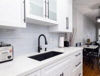 270 NE 191st St photo'