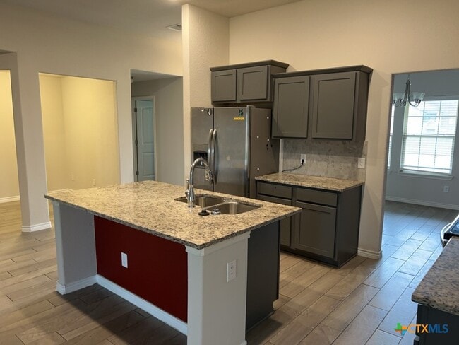 7607 Melanite Dr in Killeen, TX - Foto de edificio - Building Photo
