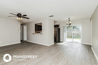 714 Eagle Ave in Longwood, FL - Foto de edificio - Building Photo