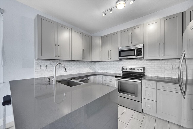 property at 150 Jacaranda Country Club Dr