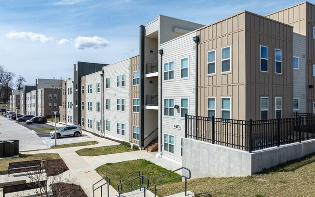 Upland Phase 2 in Baltimore, MD - Foto de edificio - Building Photo