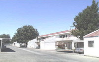 Lancaster Villas in Lancaster, CA - Foto de edificio - Building Photo