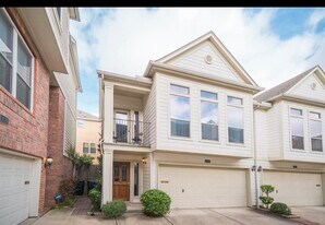 2416 Charleston St in Houston, TX - Building Photo