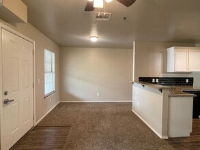 2442 NW 39th St in Oklahoma City, OK - Building Photo - Building Photo