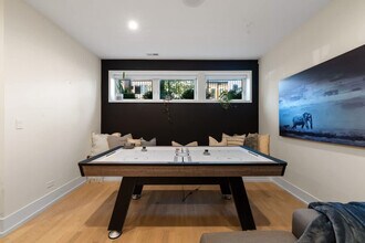 1307 N Bell Ave in Chicago, IL - Building Photo - Building Photo