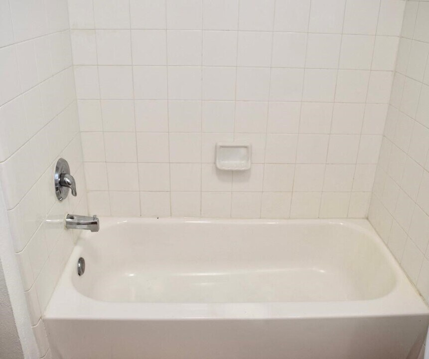 2302 Colorado St in Houston, TX - Foto de edificio