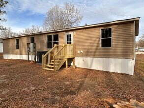 113 Willow St in Clinton, SC - Building Photo - Building Photo