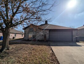 320 Lake Texoma Dr in Wylie, TX - Building Photo