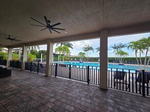 8841 W 34th Ct in Hialeah, FL - Building Photo - Building Photo