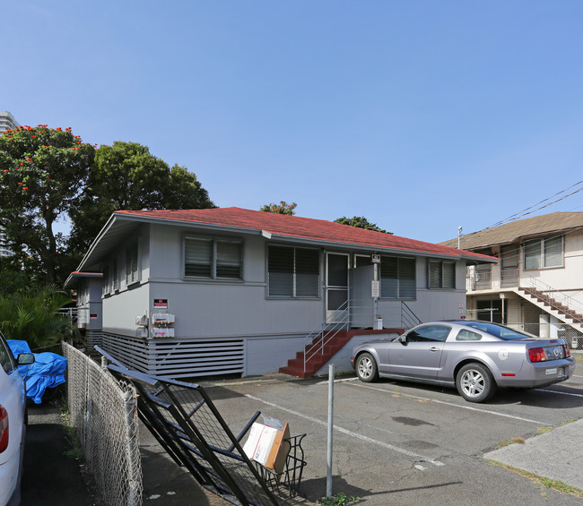 2912 Varsity Cir in Honolulu, HI - Building Photo - Building Photo