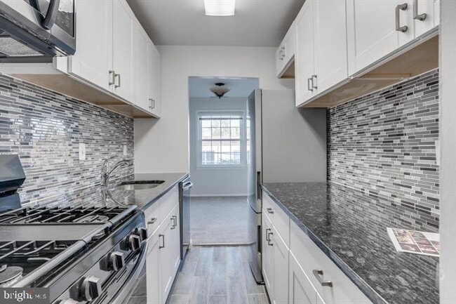 property at 109 Center St N