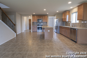 8735 Buggy Ln in Converse, TX - Building Photo - Building Photo