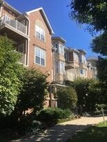 201 Dey St, Unit #175 in Harrison, NJ - Building Photo