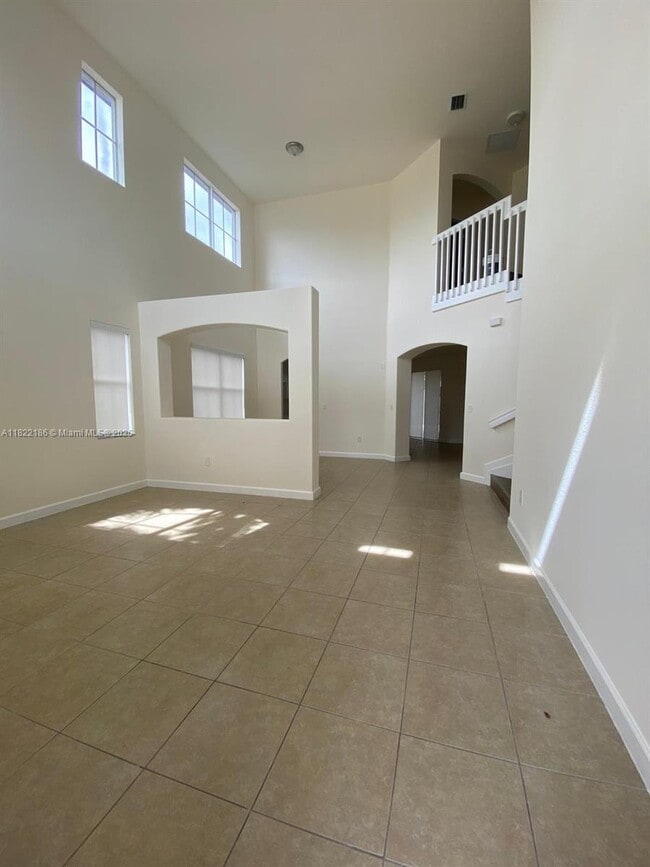 15213 SW 118th Terrace in Miami, FL - Building Photo - Building Photo