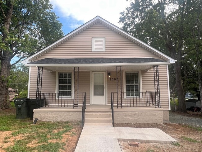 property at 1007 Ava St