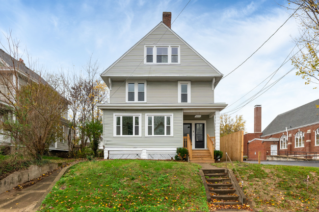 property at 3955 Elsmere Ave