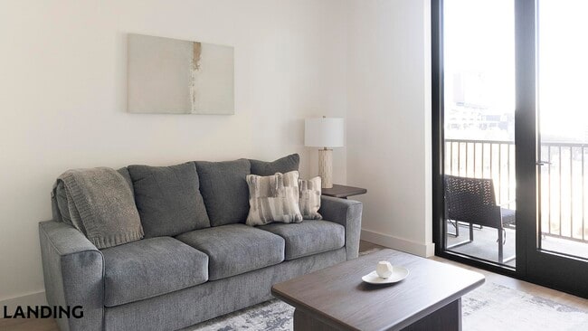 1007 S Mint St in Charlotte, NC - Building Photo - Building Photo