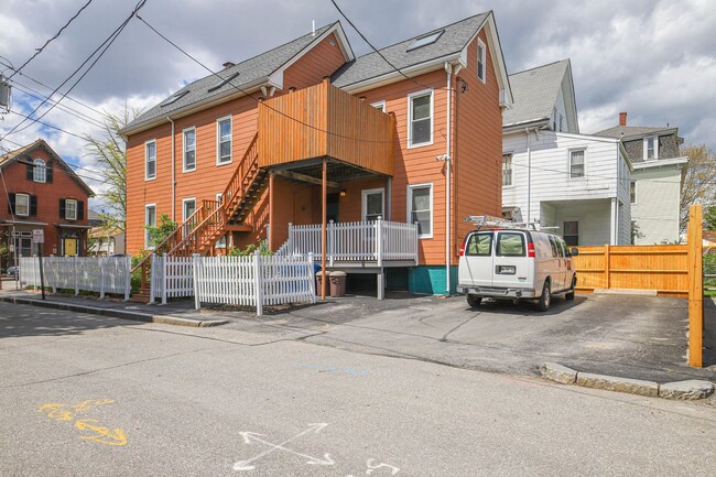 115 Clark St in Portland, ME - Building Photo - Building Photo