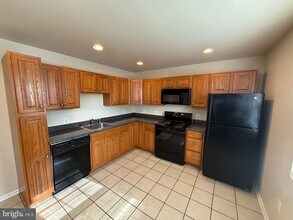 116 Hanover Pike in Reisterstown, MD - Building Photo - Building Photo