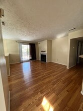 1200 Tollis Pkwy in Broadview Heights, OH - Building Photo - Building Photo