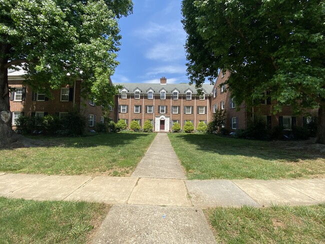 property at 2419 Longview Ave SW