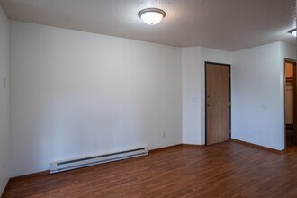 Briar Pointe in Fargo, ND - Foto de edificio - Building Photo