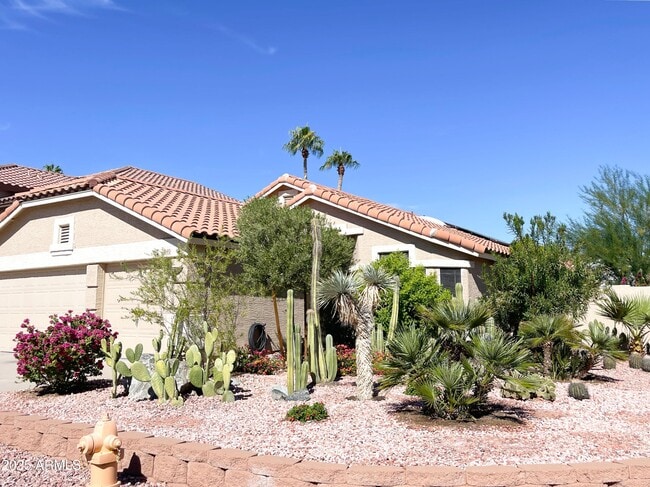 1040 E Silverwood Dr in Phoenix, AZ - Building Photo - Building Photo