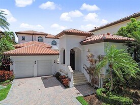 13689 Deering Bay Dr in Coral Gables, FL - Building Photo