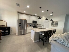 464 Narrow Basin Wy in Eustis, FL - Building Photo - Building Photo