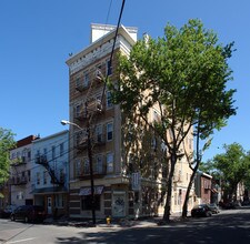 249 Adams St in Newark, NJ - Building Photo - Building Photo