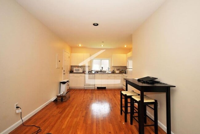 56 Kent St in Brookline, MA - Building Photo - Building Photo